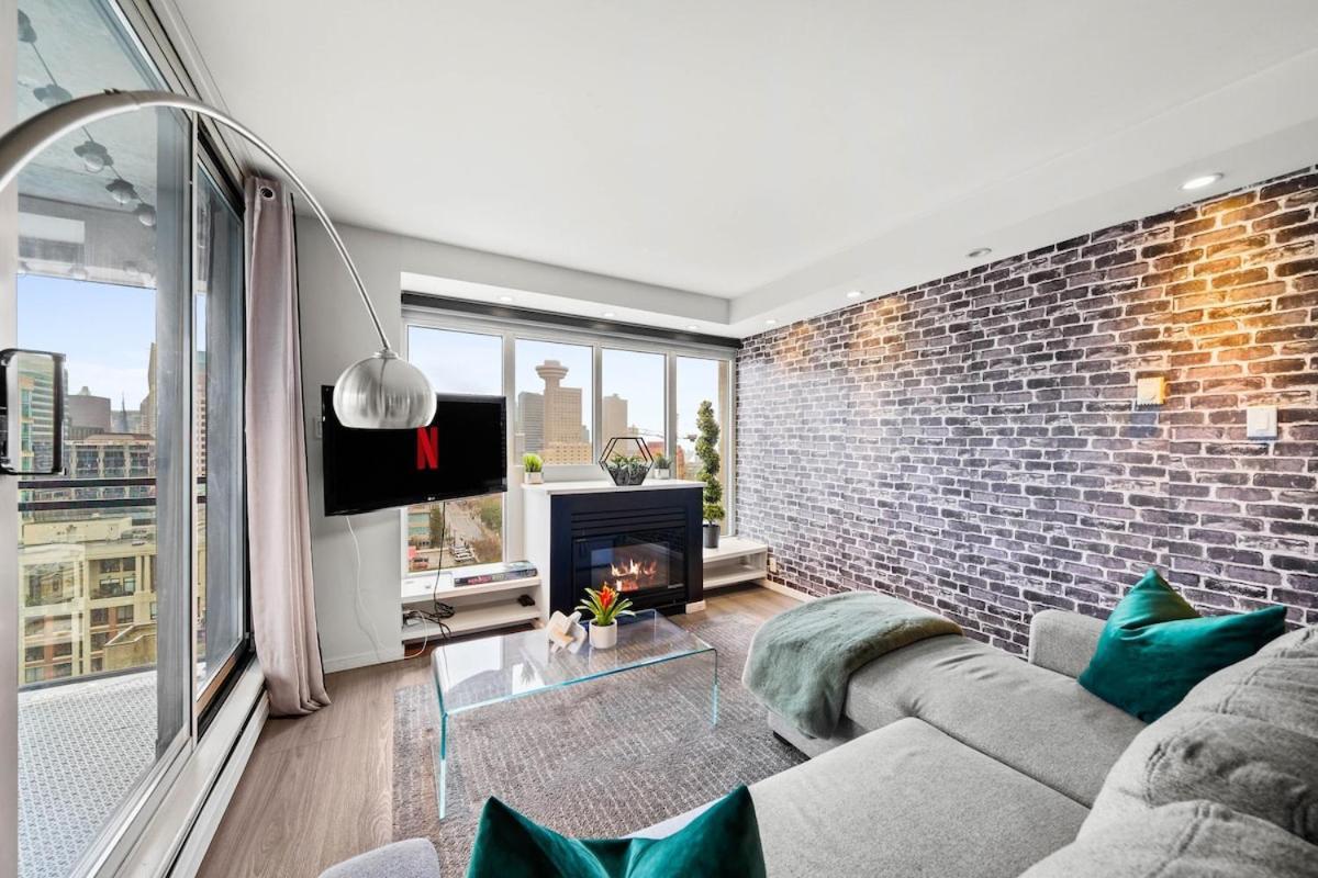 Beautiful 2 Bed Home Dt With Free Parking Vancouver Esterno foto